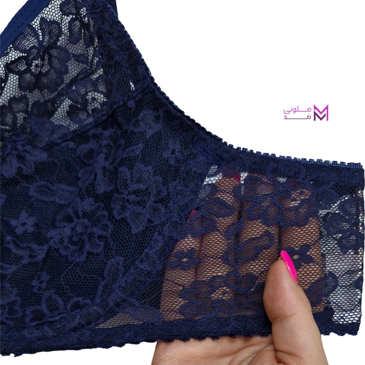 Dentelle design spring bra and panties set (3) ست شورت و سوتین فنردار دانتل طرح دار سرمه ای نمای نزدیک